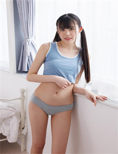 《变态放荡女纯肉辣文》