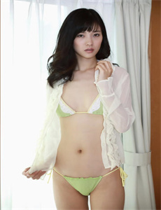 《嫩草影院末满18污污污在线》