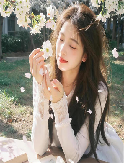 性歐美亂熟婦XXXX白漿_幾天不C你騷水又多了視頻